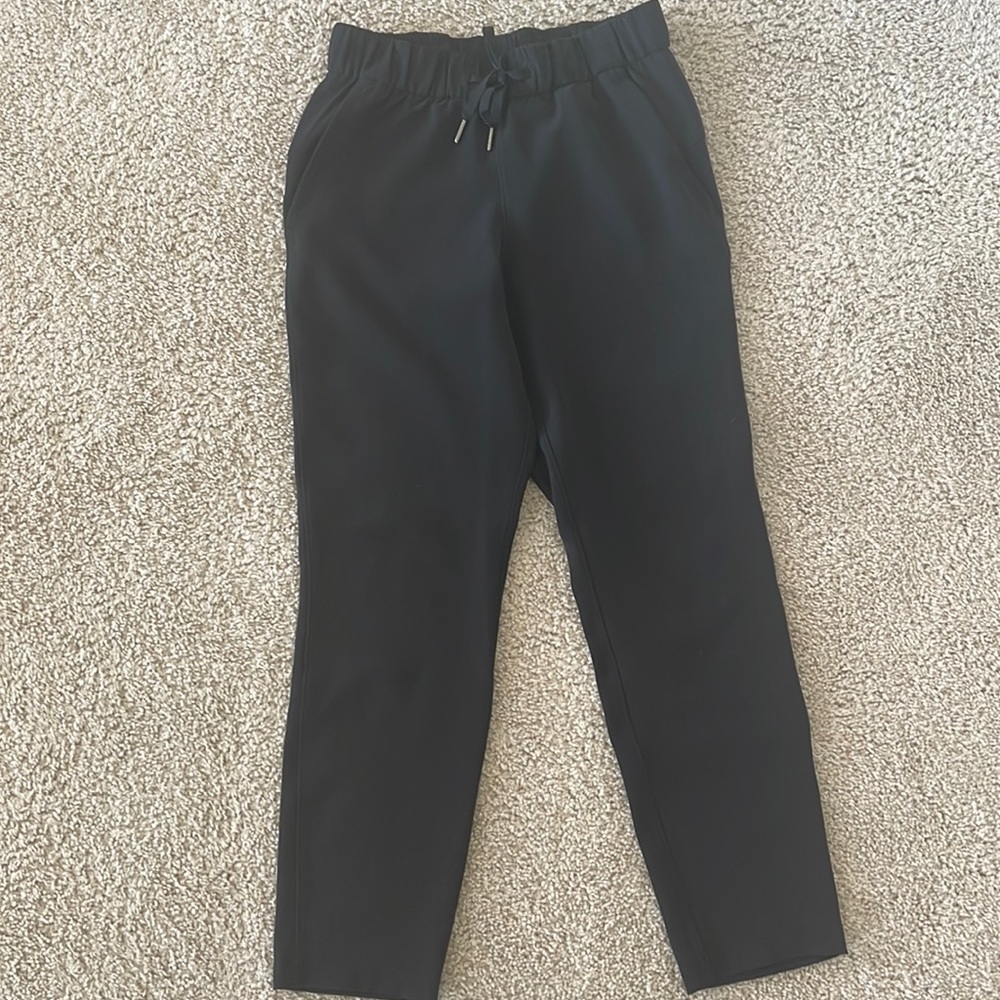 Size 4 Lululemon pants